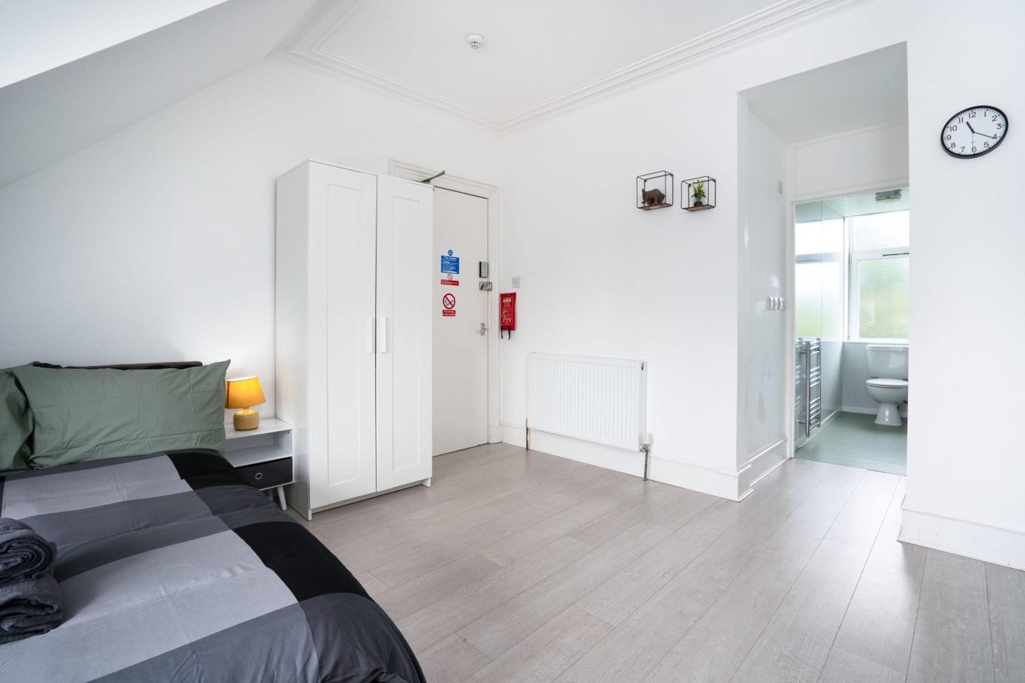 Cosy Fully Equipped 5, Close To *